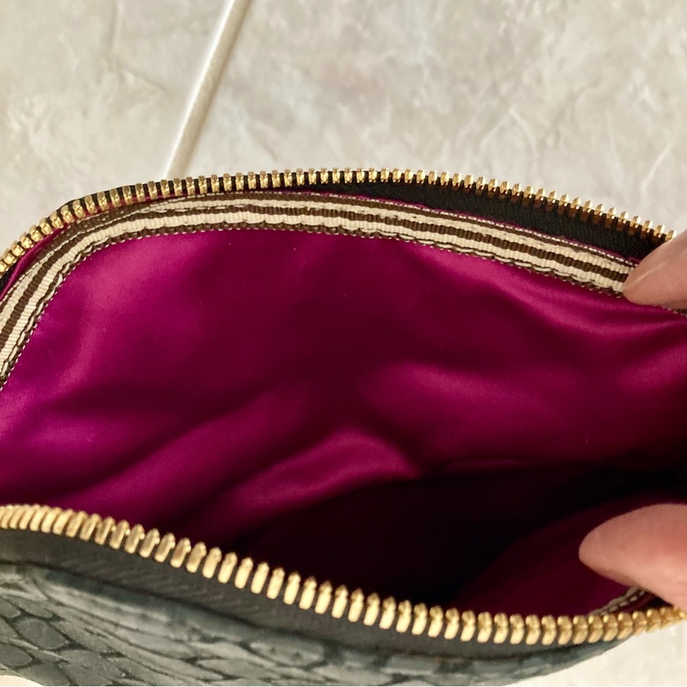 EUC Henri Bendel Black Sueded Snakeskin Embossed Leather Wristlet Clutch - Picture 10 of 14